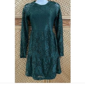 Art class green laced dress